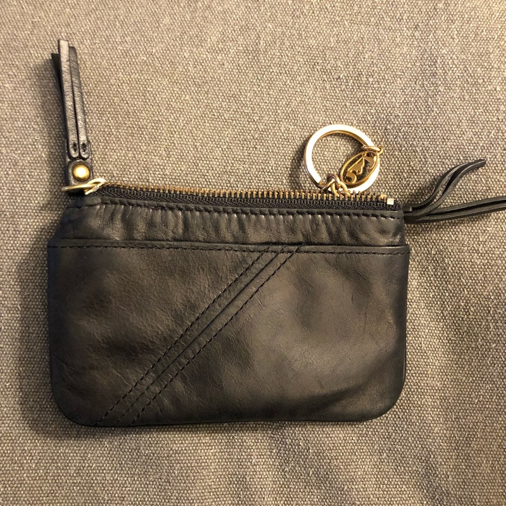 Juicy Couture leather coin purse/keychain - Picture 2 of 2